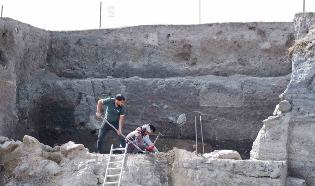 Erzurum'daki arkeolojik kazılarda 6 bin yıl öncesine dair izler ortaya çıkarılıyor
