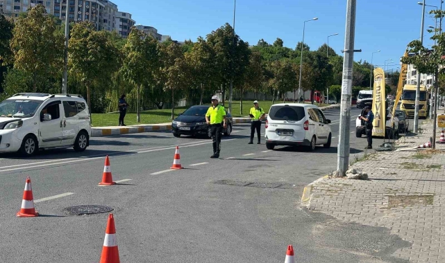 Esenyurt'ta geniş çaplı denetim: Aranan 4 şahıs yakalandı