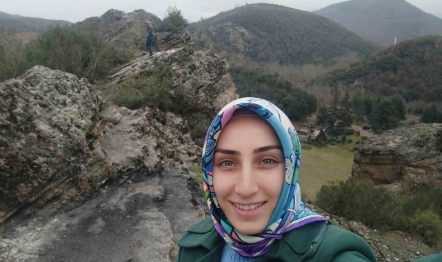 Eşini uçurumdan iterek öldürdüğü iddia edilen sanığın yargılanmasına başlandı