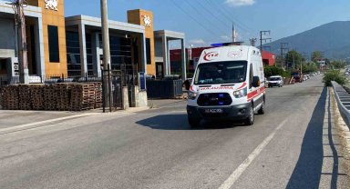 Fabrikada 4 işçi doğal gazdan zehirlendi