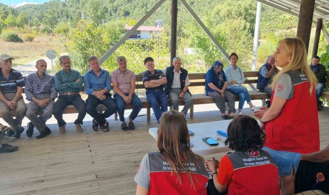 Fethiye'de çiftçiler bilgilendirildi