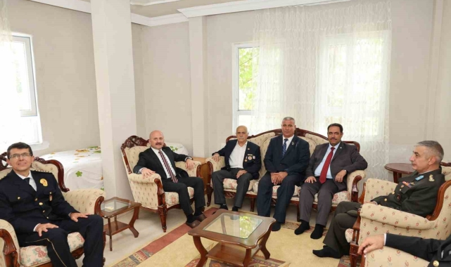 Gaziler evlerinde ziyaret edildi