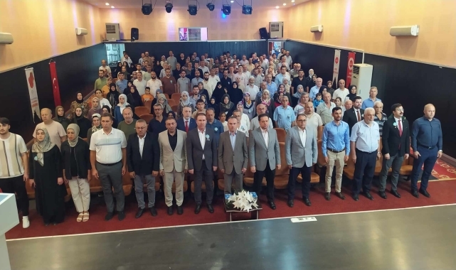 Gerze'de "Peygamberimiz, Şahsiyet İnşası İman ve İstikamet" konferansı düzenlendi