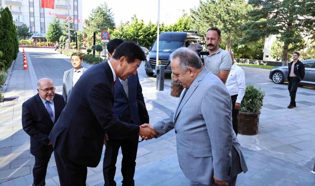 Geumsan Belediye Başkanı Beomin Park: "Türkiye, cesaretini dünyaya göstermiş bir ülkedir"