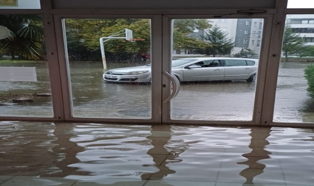 Giresun'da sağanak hayatı olumsuz etkiledi
