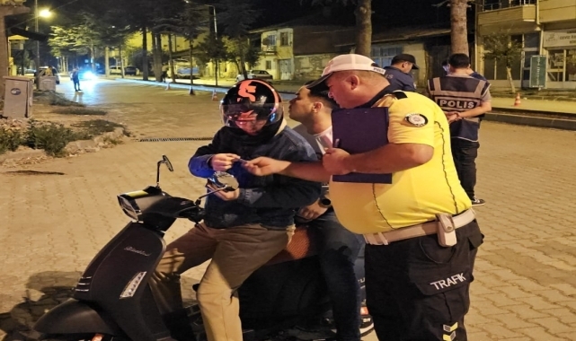 Gümüşhacıköy'de 6 motosiklet sürücüsüne 54 bin 794 lira ceza yazıldı
