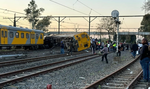 Güney Afrika'da tren raydan çıktı: 25 yaralı
