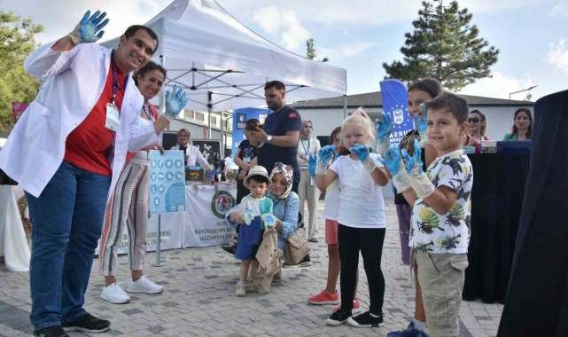 Halk Sağlığı Haftası'nda gündem, 'Sokak Hayvanları'