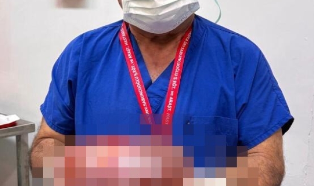Hastanın karnından 30 santim çapında kitle çıktı
