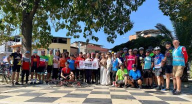 Hem sağlık için hem Aydın'ı tanımak için pedal çeviriyorlar