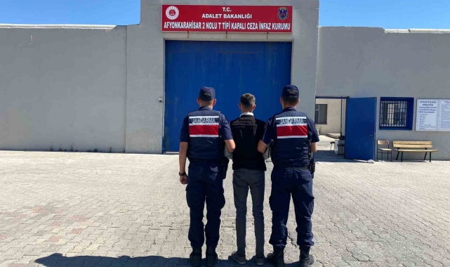 Hırsızlık suçundan aranan şahıs tutuklandı