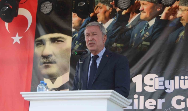 Hulusi Akar: "Son olaylardan sonra gördük ki dijital vatanımıza sahip çıkmak zorundayız"
