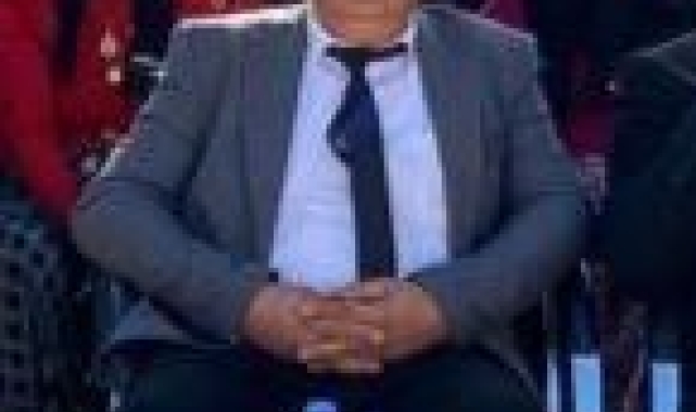 İki çocuk babası lise müdürü evinde ölü bulundu