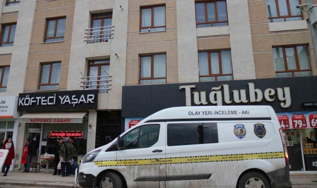 İkinci kattan düşerek ölen sevgilisinin kendisine 'Torbacı' demesini "Solaryuma gidiyordum" diyerek açıkladı