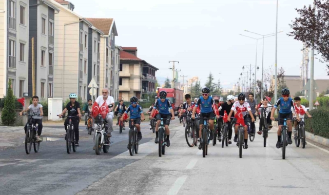 İnegöl'de zaferden kurtuluşa pedal basıldı