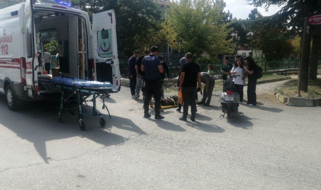 Isparta'da motosikletler çarpıştı: 2 yaralı