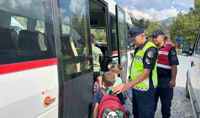 Jandarmadan okul servislerine denetim