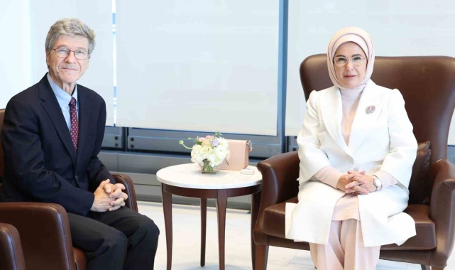 Jeffrey Sachs'dan Küresel Sıfır Atık İyi Niyet Beyanı'na imza