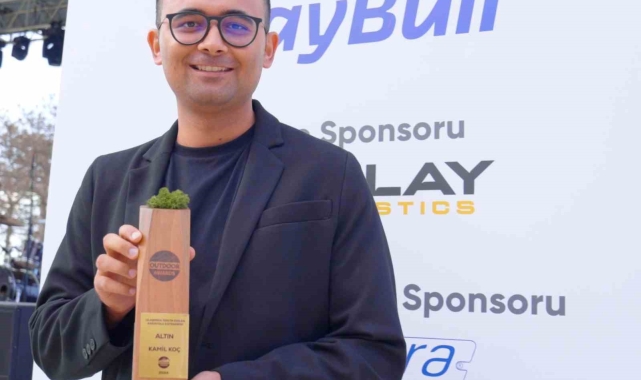 Kâmil Koç, 'Outdoor'a Değer Katan Karayolu Ulaşımı Markası' seçildi