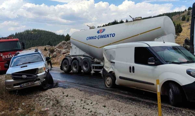 Kahramanmaraş'ta trafik kazası: İki sözleşmeli er hayatını kaybetti