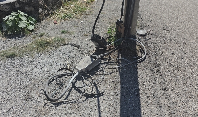 Karabük'te elektrik direğinde çıkan yangın söndürüldü