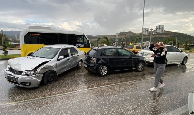 Karabük'te zincirleme trafik kazasında 4 kişi yaralandı