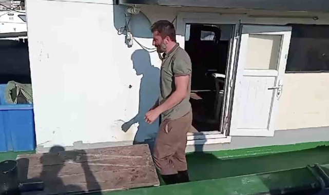 Karadeniz'de teknesi ile kaybolan balıkçı bulundu