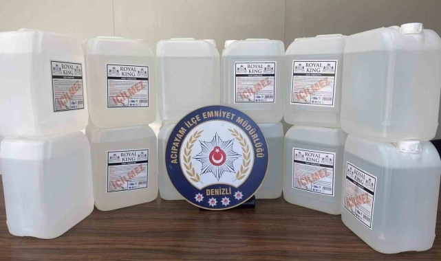Kargoyla gönderilen etil alkolle birlikte yakalandı