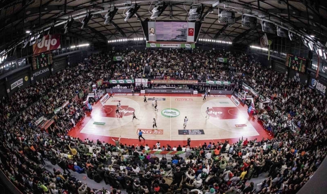 Karşıyaka Basketbol'un kombineleri satışa çıkıyor