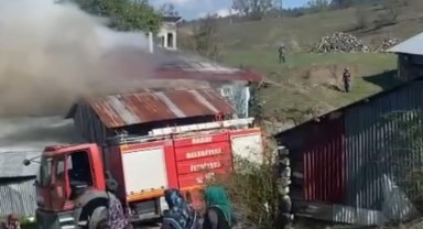 Kastamonu'da korkutan ev yangını