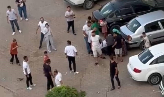 Kavgayı ayırmak isterken öldürülen şahsın son anları kamerada