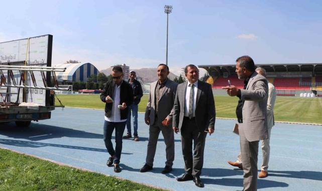 Kayseri Yan Açık Saha'da yenileme çalışmaları sürüyor