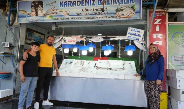 Kilis'te balıklar tezgahtaki yerlerini aldı