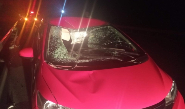 Kopan tekerlek karşı yönden gelen araca çarptı: 7 yaralı