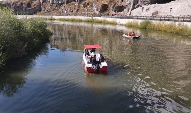 Kura Nehri'nde deniz bisikleti ve tekne heyecanı yeniden başladı