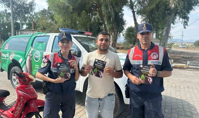 Kuşadası'nda vatandaşlara Jandarmadan bilgilendirme