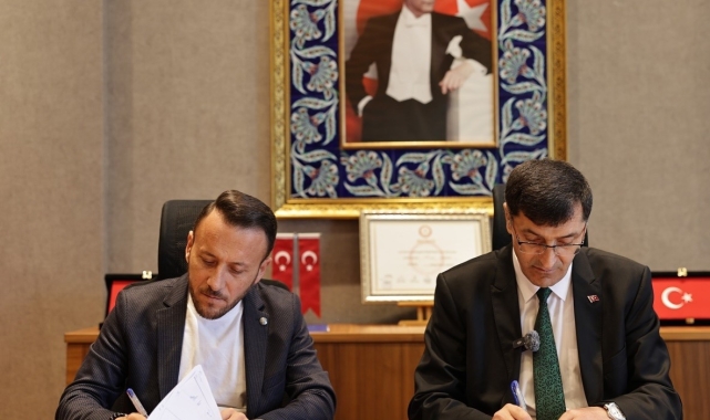 Kütahya Otogarı'nın işletmesi 13 yıllığına Bursalı özel bir firmaya devredildi
