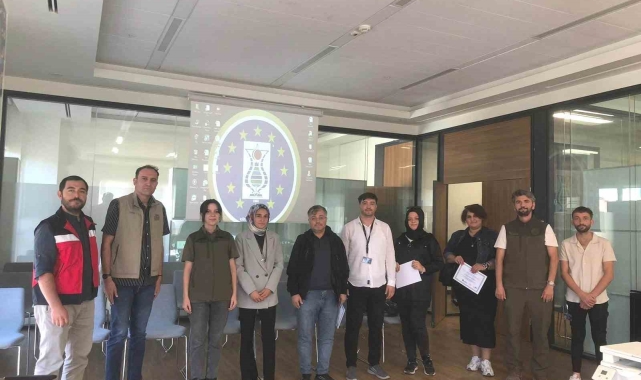 Kütahya'da ev ve süs hayvanları satışı yapanlara eğitim sertifikası programı