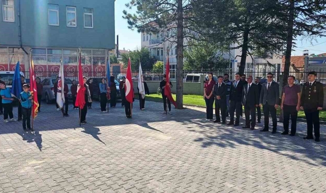 Kütahya'da okullar ve çevresinde güvenlik tedbirleri alındı, servis araçları denetlendi