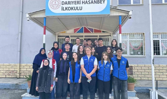 Mahalle okullarına kırtasiye desteği