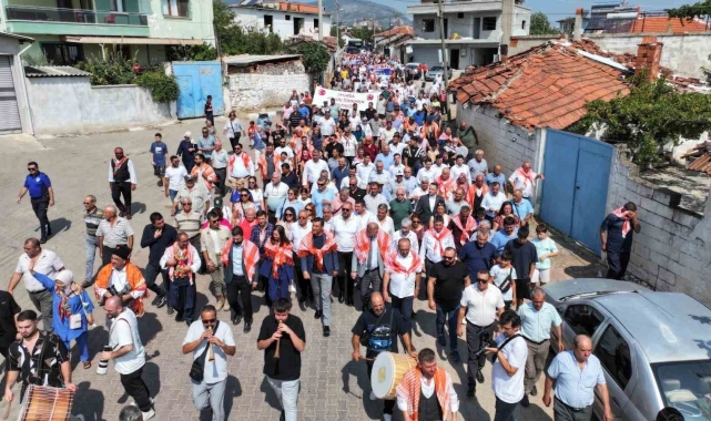 Manisa'da Bağ Bozumu ve Yörük Şenliği coşkuyla kutlandı