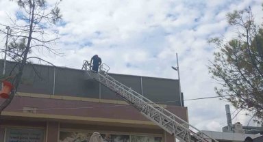 Menteşe'de restoran bacasında yangın korkuttu