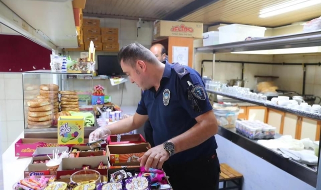 Merkezefendi Zabıtaları Okul kantinlerini denetledi