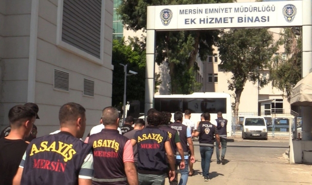 Mersin&#039;de dolandırıcılık şebekesi çökertildi: 6 şüpheli tutuklandı