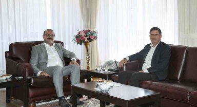 Milletvekili Ateş'ten Rektör Hacımüftüoğlu'na hayırlı olsun ziyareti