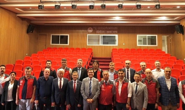 Muğla Tarım ve Orman İl Müdürlüğü'nde 2024 değerlendirme toplantısı gerçekleştirildi