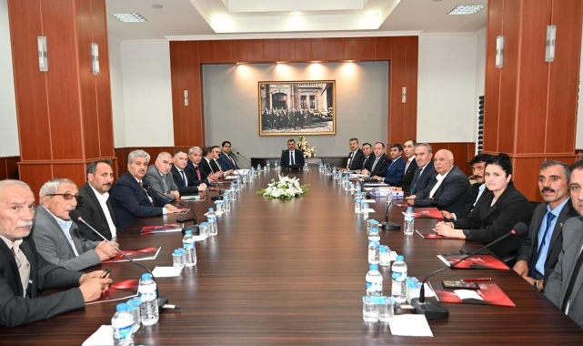 Muhtarlarla eğitim zirvesi