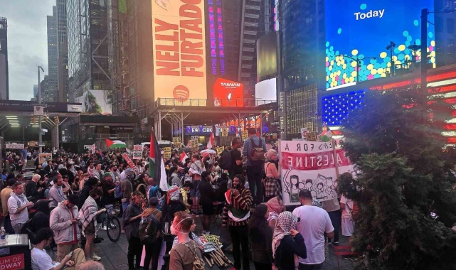 New York'ta binlerce kişi Netanyahu'yu protesto etti