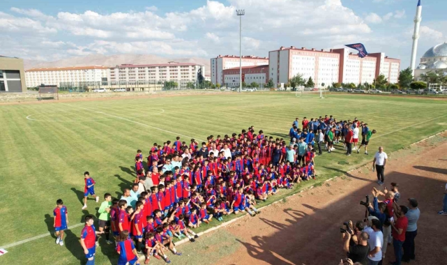 Niğde Belediyespor'dan coşkulu sezon açılışı