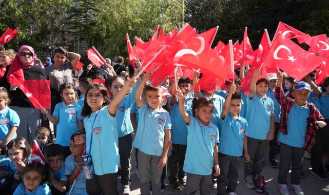 Niğde'de İlköğretim Haftası kutlandı